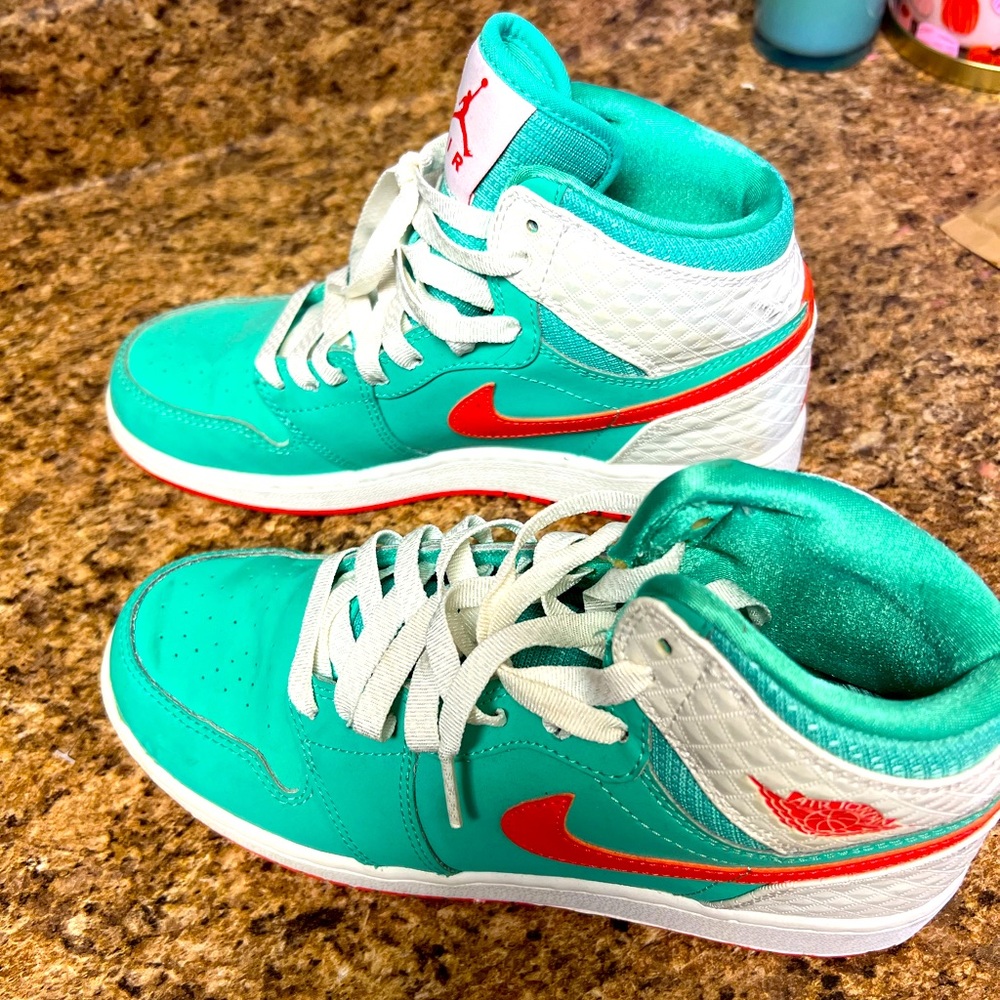 High top Jordan’s. Worn once.
